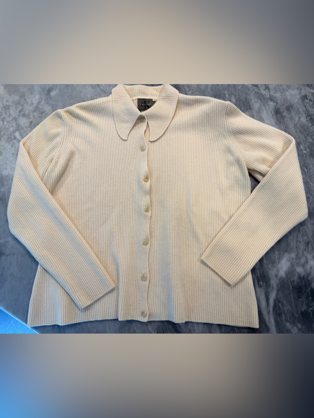 Vintage 1990s Calvin Klein 100% wool- Women’s Ribbed Button-Up Sweater size m